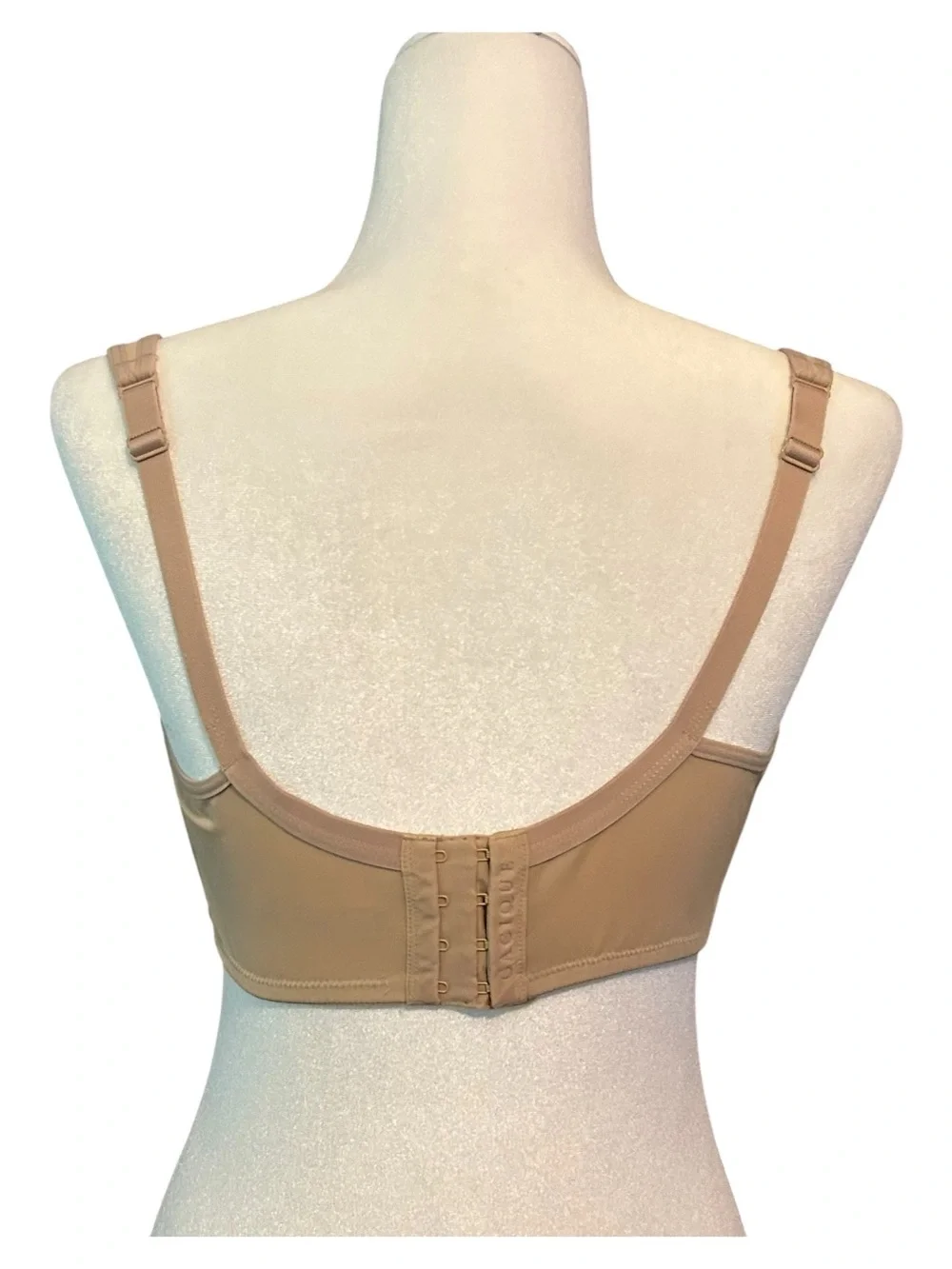 Cacique Smooth Lightly Lined Balconette Bra SZ 38DDD in Nude